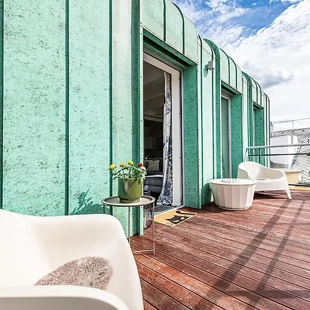 2-bedroom With Terrace Overlooking Zizkov Tv Tower Apartament *