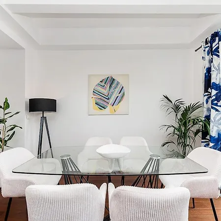 2-bedroom With Terrace Overlooking Zizkov Tv Tower *