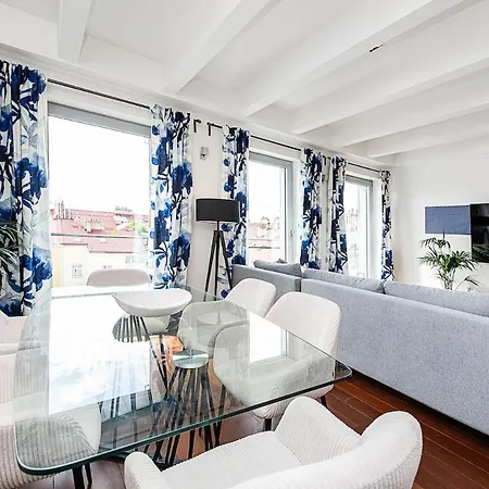 Apartament 2-bedroom With Terrace Overlooking Zizkov Tv Tower
