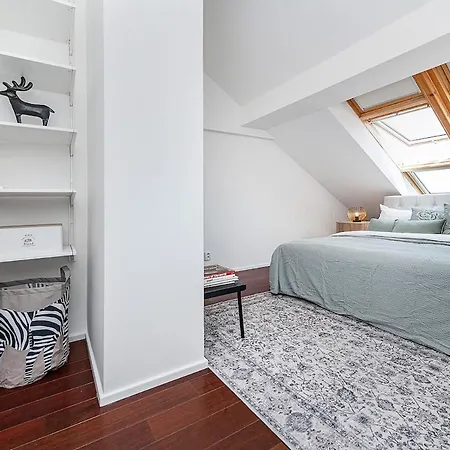 2-bedroom With Terrace Overlooking Zizkov Tv Tower Apartament *